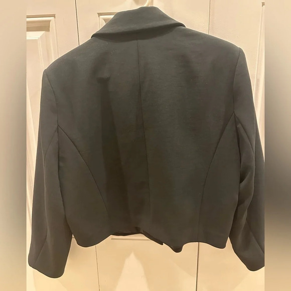 Abercrombie & Fitch Cropped Blazer Jacket black L NWT - Picture 3 of 6